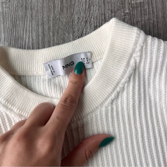 Men’s Mango Cotton Ribbed Structure White Sweater Size Small - Picture 3 of 3